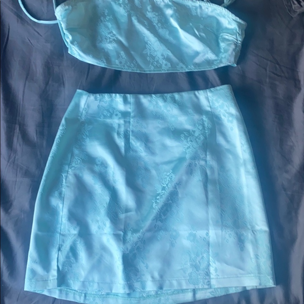 Two piece set